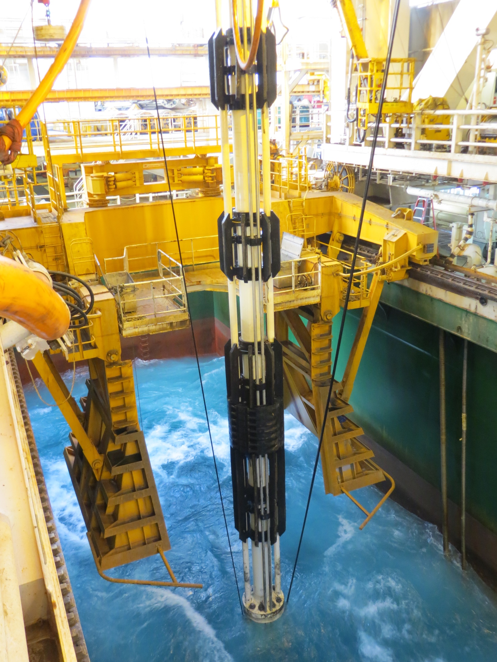 Lankhorst Riser Fins & Shims moonpool