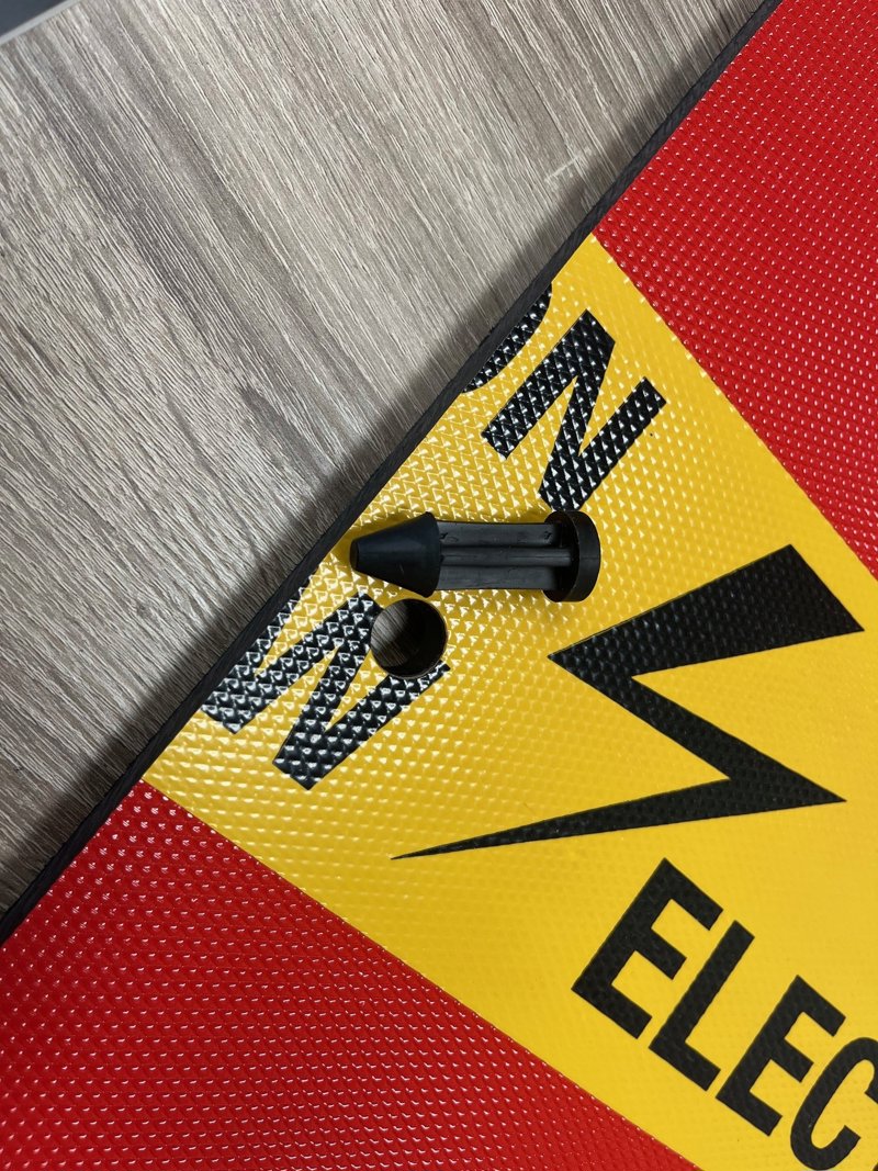 Ekoprotect-Platte von Ekon mit Verbindungsstift