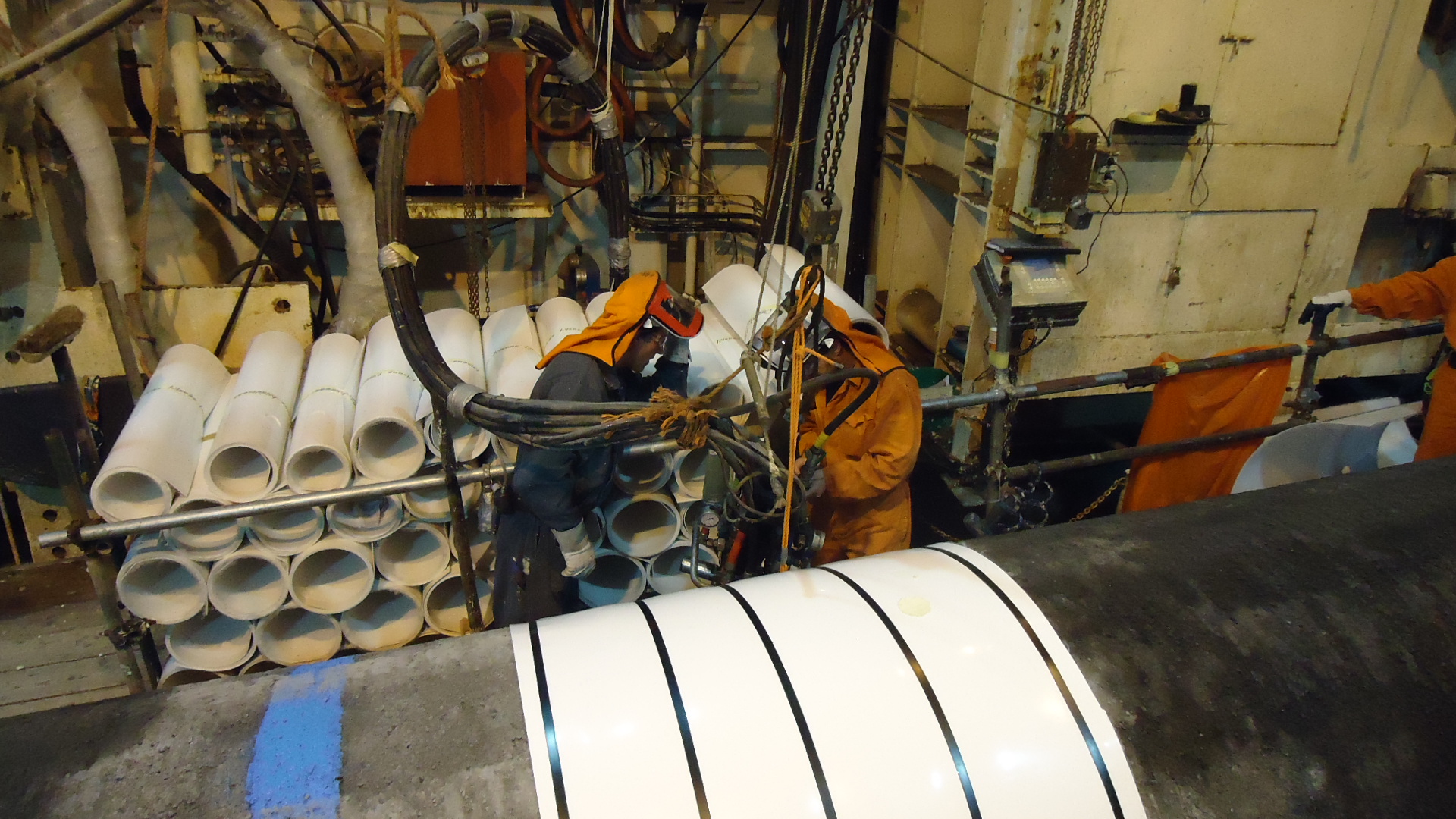 Ekoliner for a pipe during offshore installation